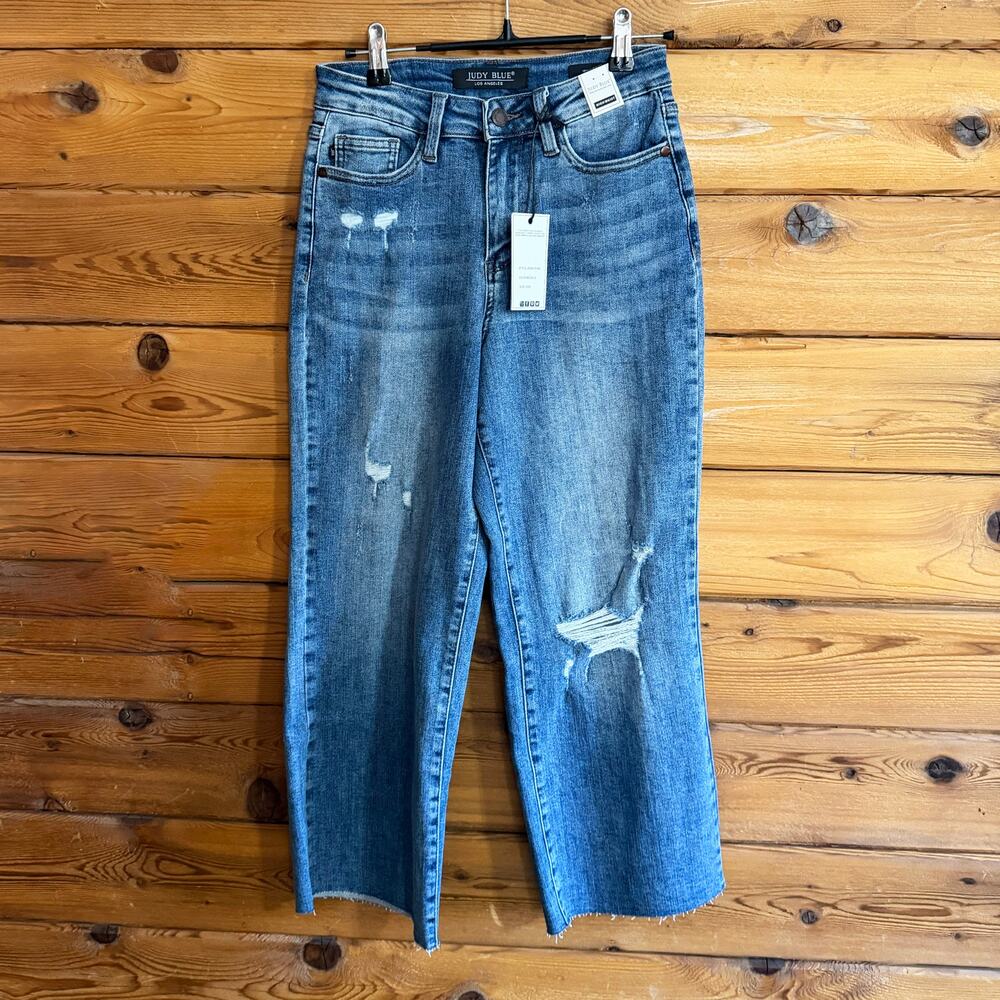 NWT Judy Blue Wide Leg Crop Distressed Jeans Size 0/24